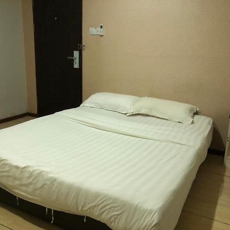 Super Oyo 90668 Joy Inn Мири Екстериор снимка