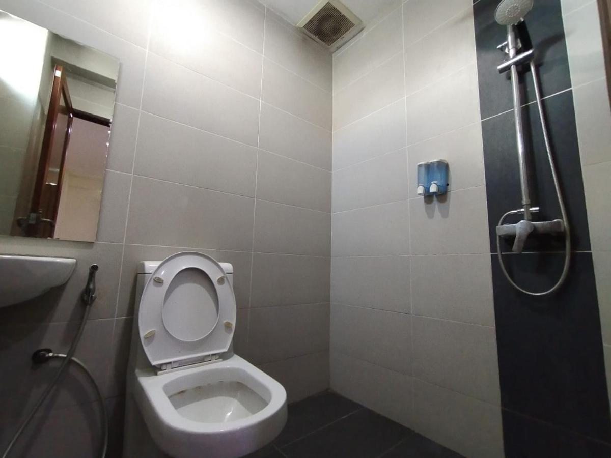 Super Oyo 90668 Joy Inn Мири Екстериор снимка